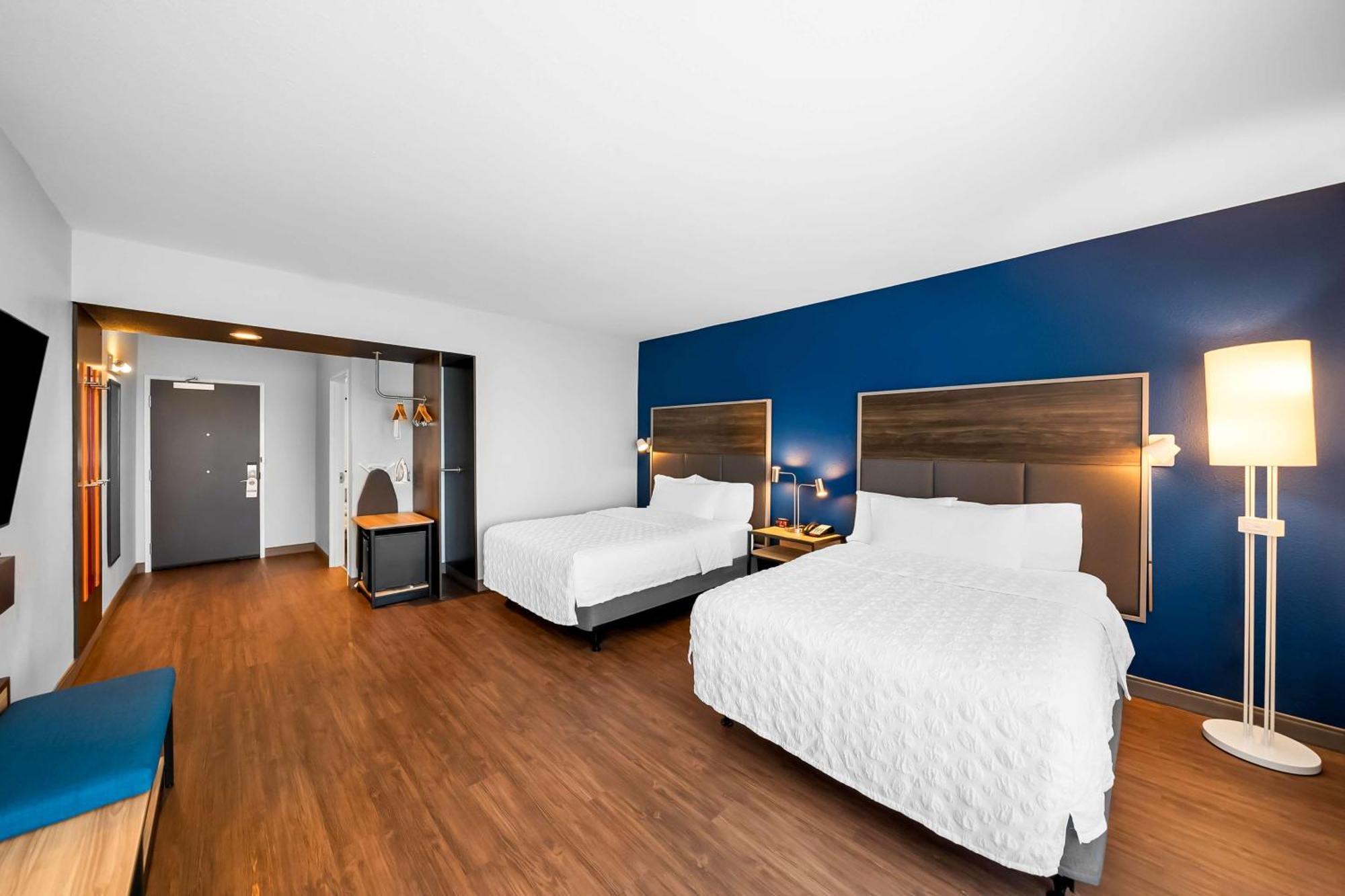 Tru By Hilton Plano Hwy 75 Hotel Екстериор снимка