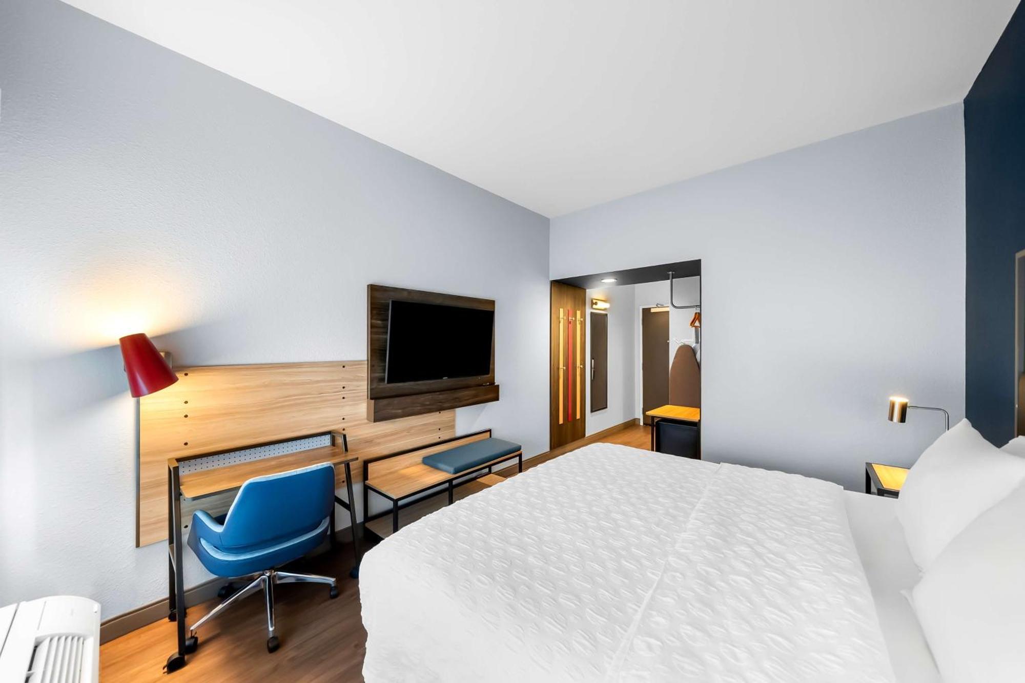Tru By Hilton Plano Hwy 75 Hotel Екстериор снимка