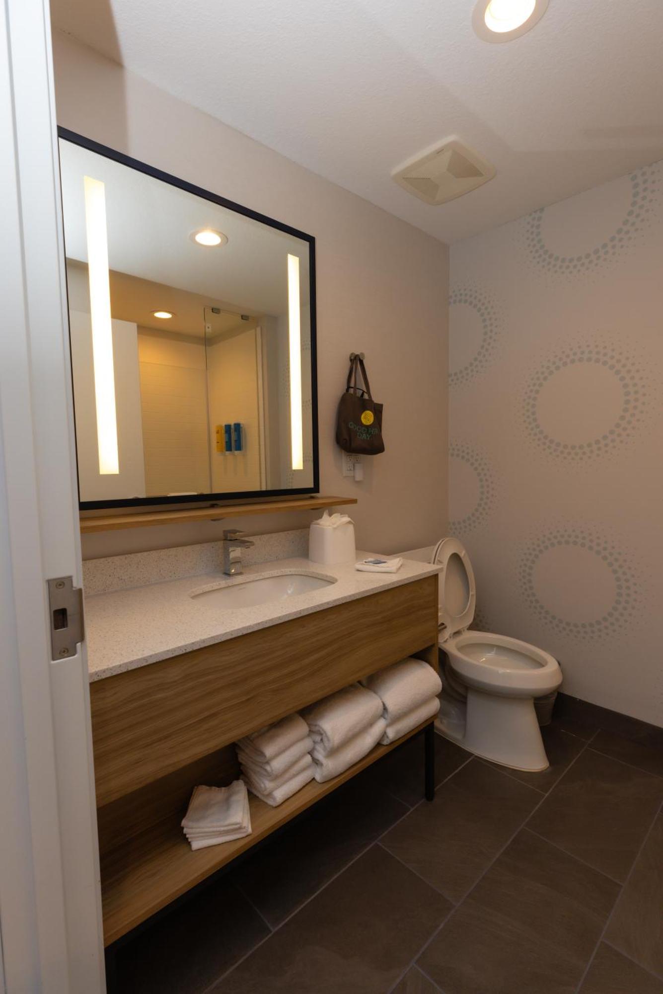 Tru By Hilton Plano Hwy 75 Hotel Екстериор снимка